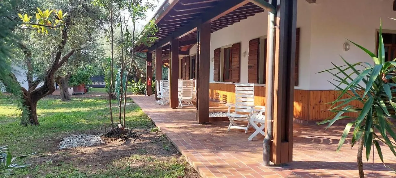 Guest house Elisa Holidays Puegnago del Garda Italy