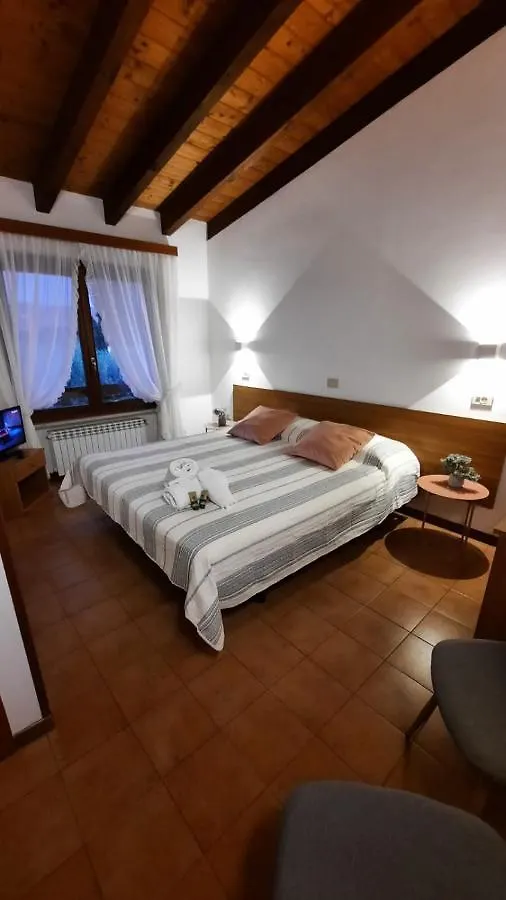 Elisa Holidays Puegnago